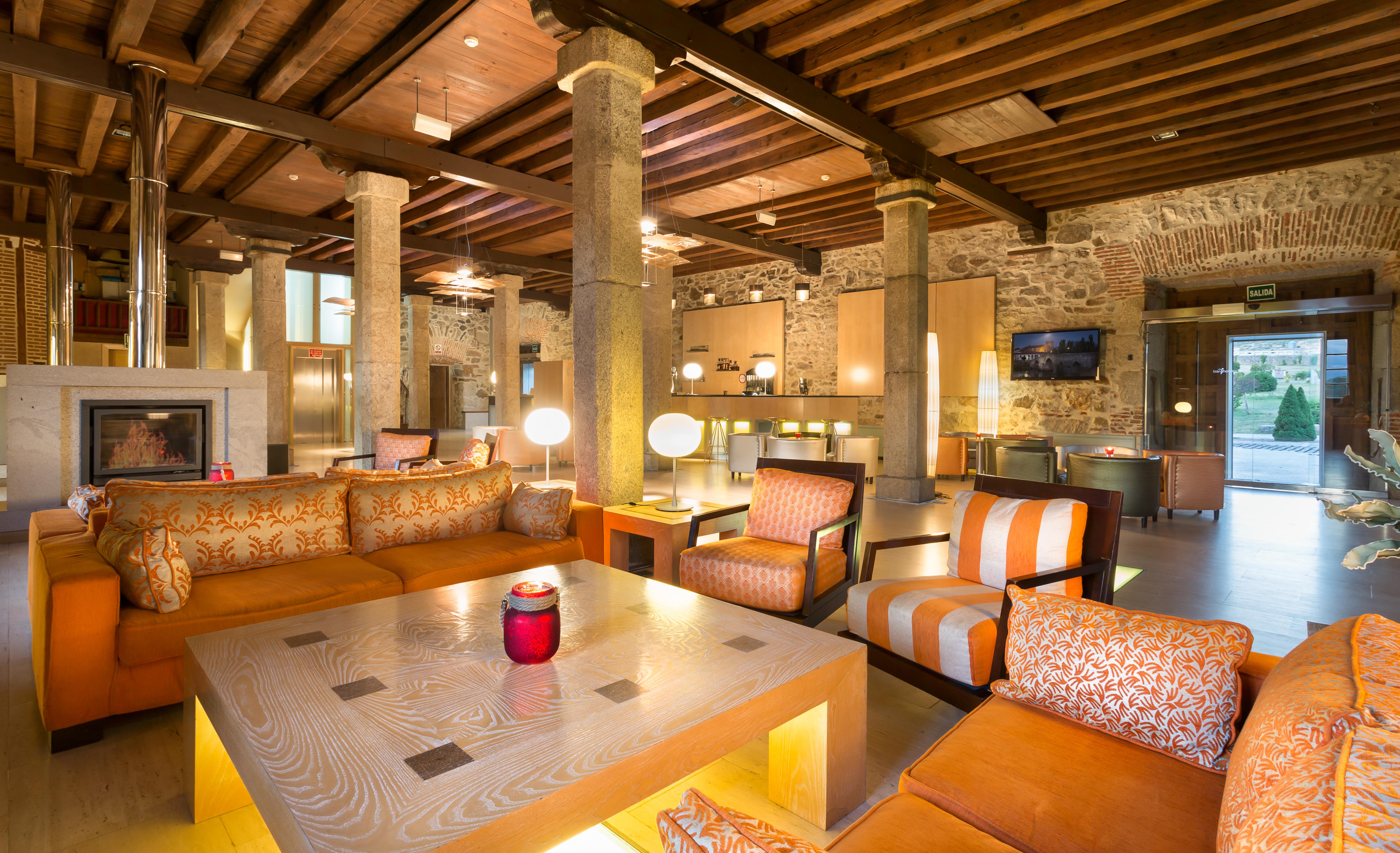 Izan Puerta De Gredos Hotel El Barco de Avila Ngoại thất bức ảnh