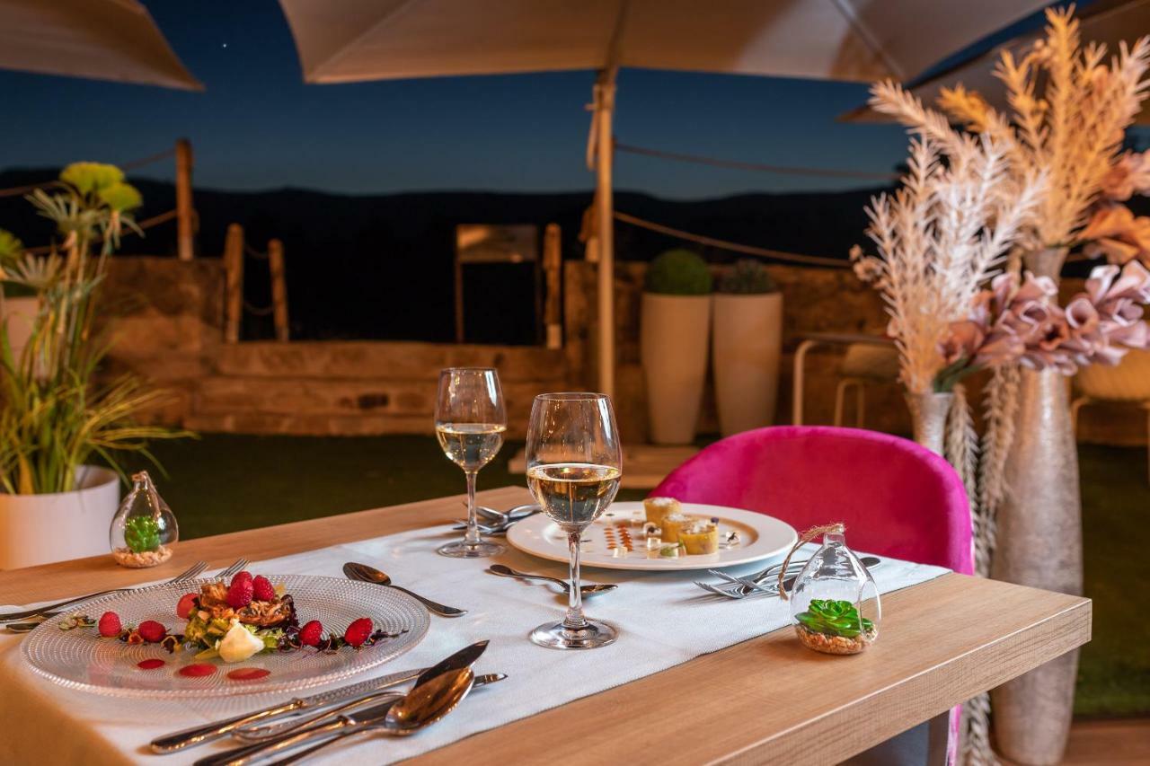 Izan Puerta De Gredos Hotel El Barco de Avila Ngoại thất bức ảnh